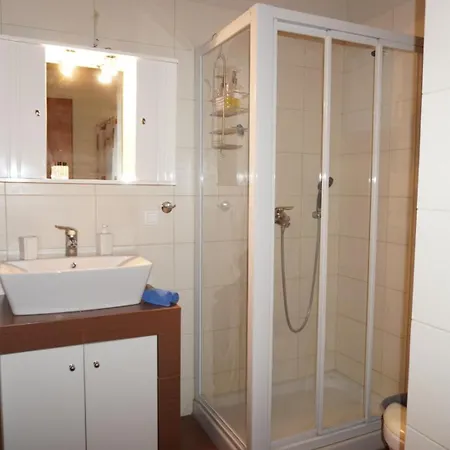 Elegant Maisonette *